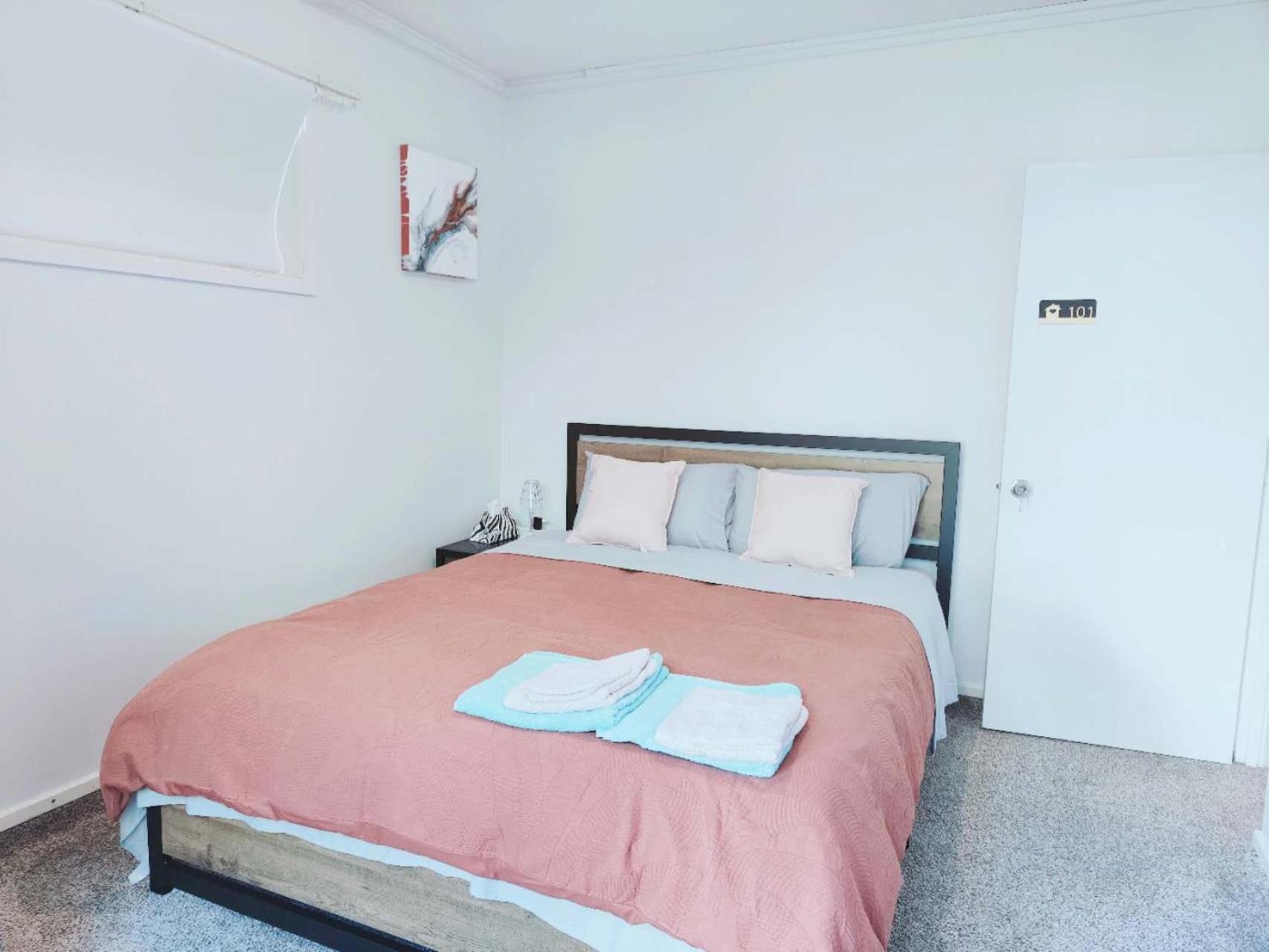 Sunny Cosy Rooms In Auckland Nice Garden Bush View エクステリア 写真